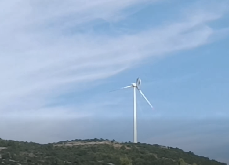 VIDEO: Kod Senja, u nepoznatim okolnostima, savila se lopatica vjetrenjače