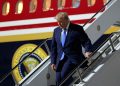 Kao u filmskom scenariju: Trump zbog iranske prijetnje tajno prebačen u manji zrakoplov, novinari služili kao mamac!