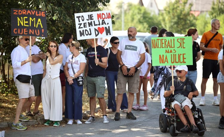 Građani Gospića i oporba u znak prosvjeda napustili saborski Odbor: ‘Sve nam izgleda kao politička farsa!’
