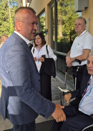 Velika obljetnica 100%-tnih HRVI-ja: Medved najavio ispravljanje dugogodišnje nepravde oko mirovina!