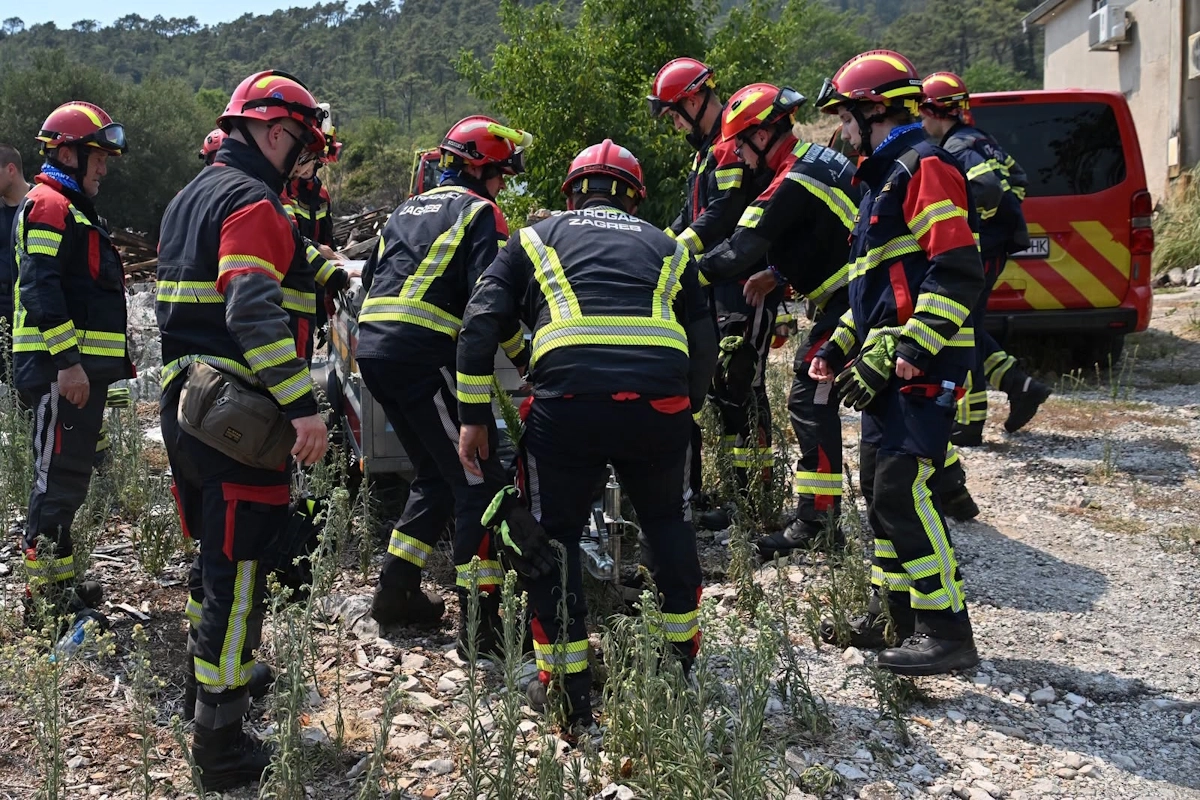 Novi požar na području Prološca, na terenu 70 vatrogasca Novi požar na području Prološca, na terenu 70 vatrogasca