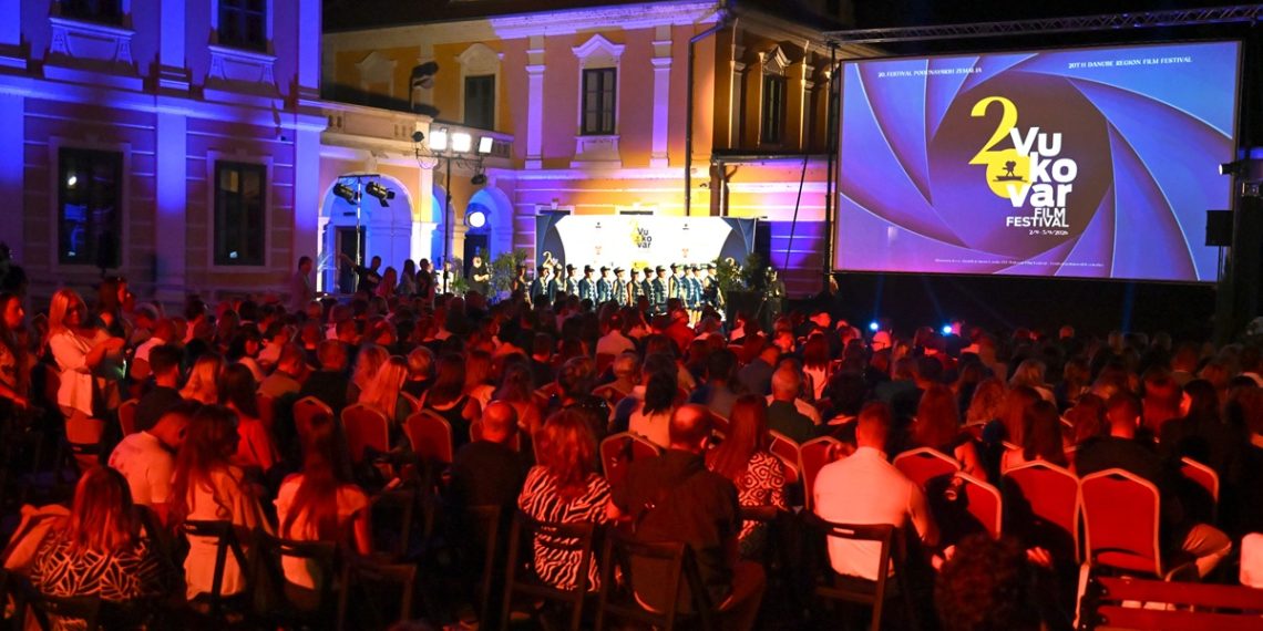 Otvoren 20. Vukovar film festival: Prvi put u povijesti otvaranje uživo prenosio HRT