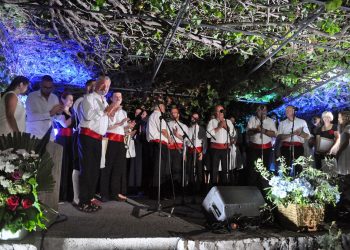 Klapska smotra na otoku Gospe od Milosti okupila omiške laureate i čuvare bokeljske tradicije