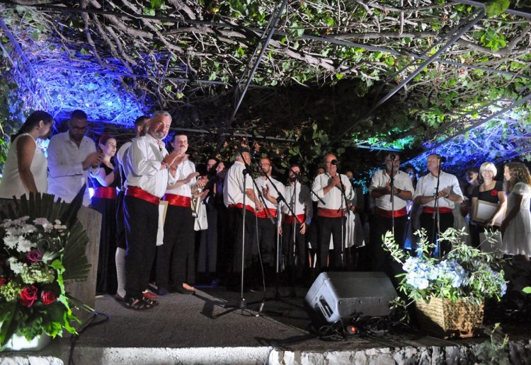 Klapska smotra na otoku Gospe od Milosti okupila omiške laureate i čuvare bokeljske tradicije