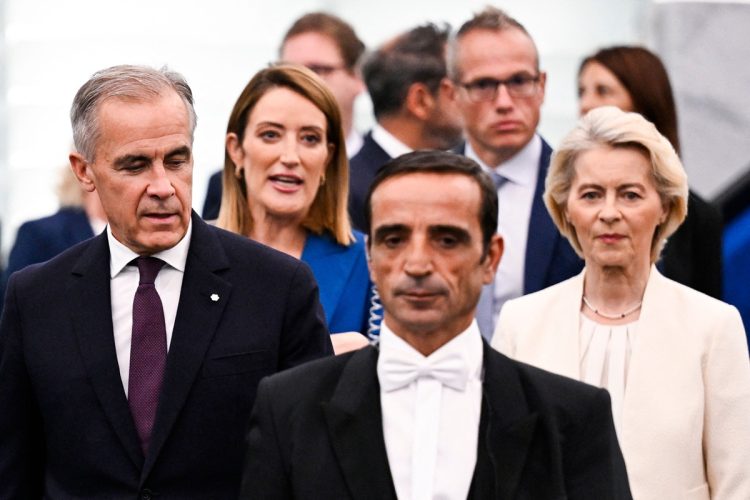 Trump prijeti EU-u visokim carinama zbog planova o pridruživanju Kanade