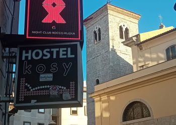Striptiz klub uz crkvu, automat klub kraj škole: Bistrović prozvao riječku gradsku upravu
