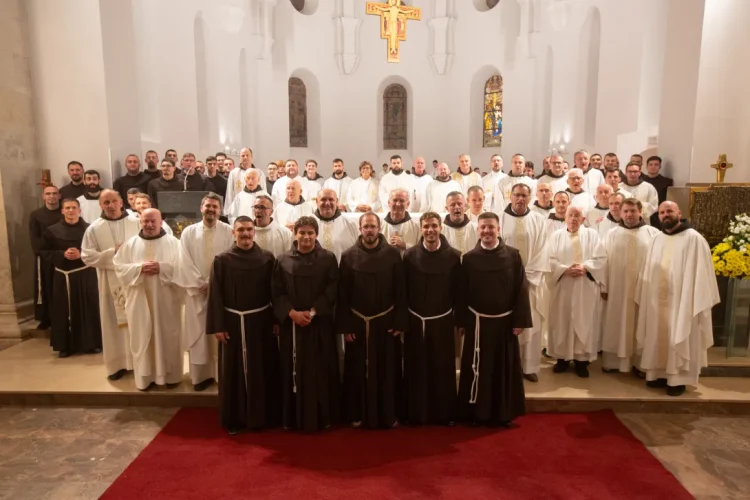 Franjevci i Međugorje: Nova generacija svetih duša