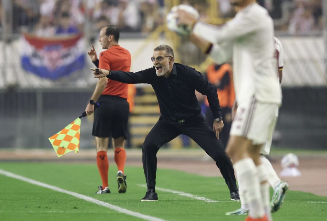 Bilić otkrio što misli o suđenju i riziku otkaza: “Zaslužili smo bod, a za drugi gol Španjolaca postoji VAR!” Bilić otkrio što misli o suđenju i riziku otkaza: “Zaslužili smo bod, a za drugi gol Španjolaca postoji VAR!”