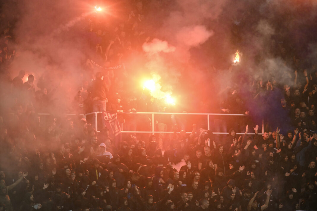 UEFA kaznila Hajduk jednom utakmicom pred praznim tribinama i 96.000 eura UEFA kaznila Hajduk jednom utakmicom pred praznim tribinama i 96.000 eura