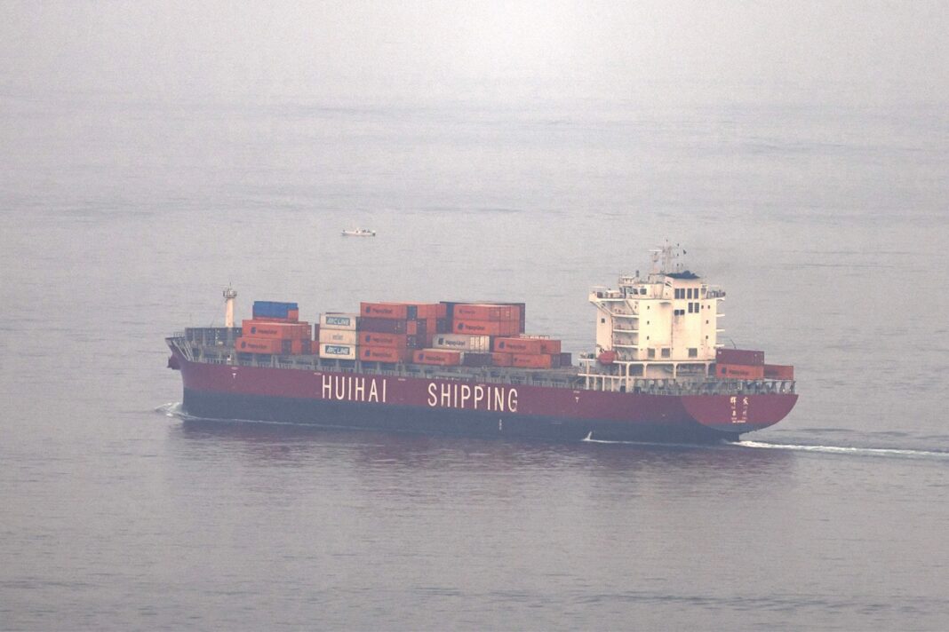 Iranska Revolucionarna garda objavila: Tanker u Hormuškom tjesnacu udario u minu i eksplodirao Iranska Revolucionarna garda objavila: Tanker u Hormuškom tjesnacu udario u minu i eksplodirao