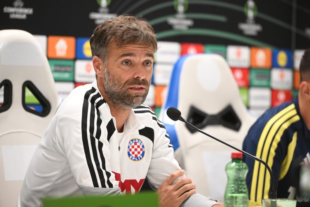 Garcia najavio europski spektakl na Poljudu: “Hajduk ima snagu i identitet protiv Ajaxa” Garcia najavio europski spektakl na Poljudu: “Hajduk ima snagu i identitet protiv Ajaxa”