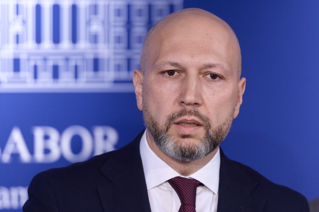 Zmajlović: Država mora preuzeti odgovornost za sustav gospodarenja otpadom i spriječiti ilegalna odlagališta