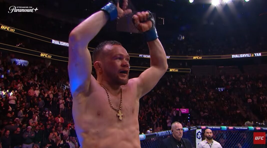 Pjotr Jan jednoglasnom odlukom sudaca obranio UFC pojas protiv Meraba Dvališvilija Pjotr Jan jednoglasnom odlukom sudaca obranio UFC pojas protiv Meraba Dvališvilija