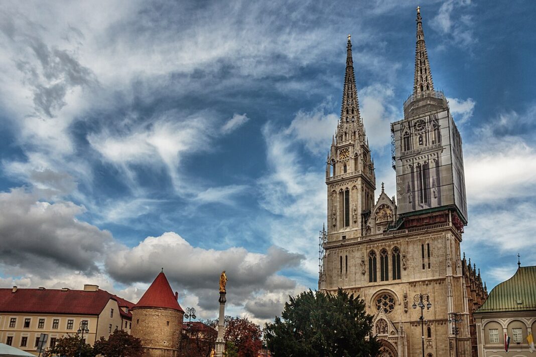 Zašto više ne gradimo katedrale? Heine je odgovor dao u jednoj rečenici Zašto više ne gradimo katedrale? Heine je odgovor dao u jednoj rečenici